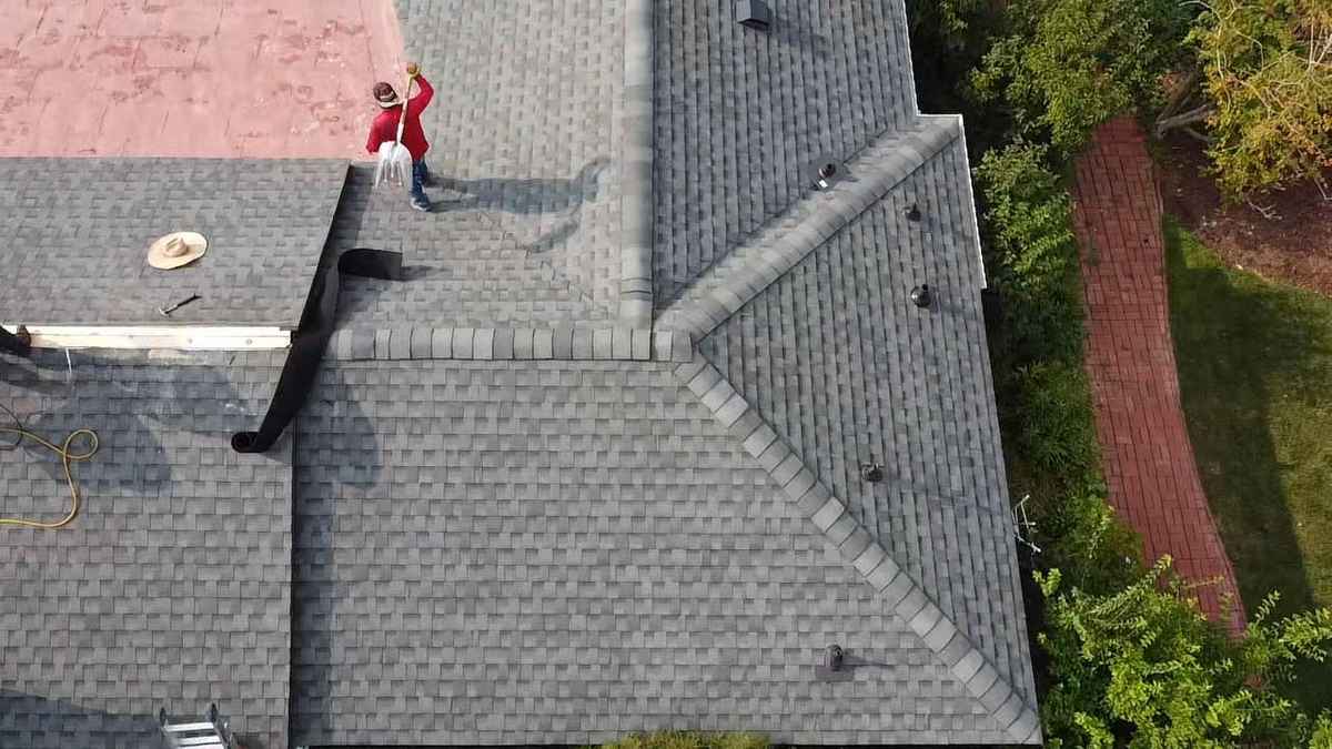 Murdock, FL premier roofing company